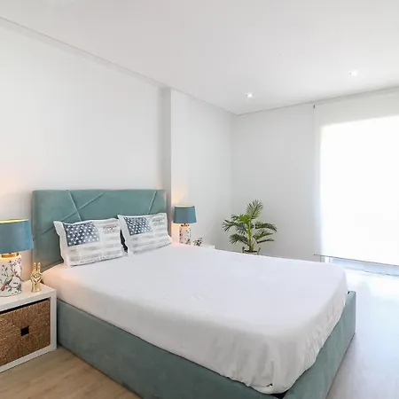 Апартаменты Cr Beach Matosinhos Матозиньюш